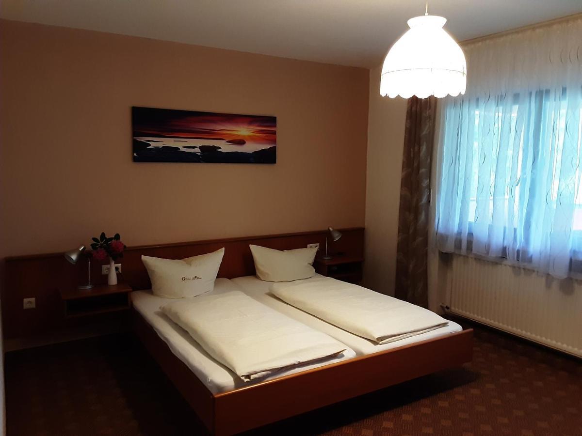 Hotel Gasthof Zur Krone Oberzent Kültér fotó
