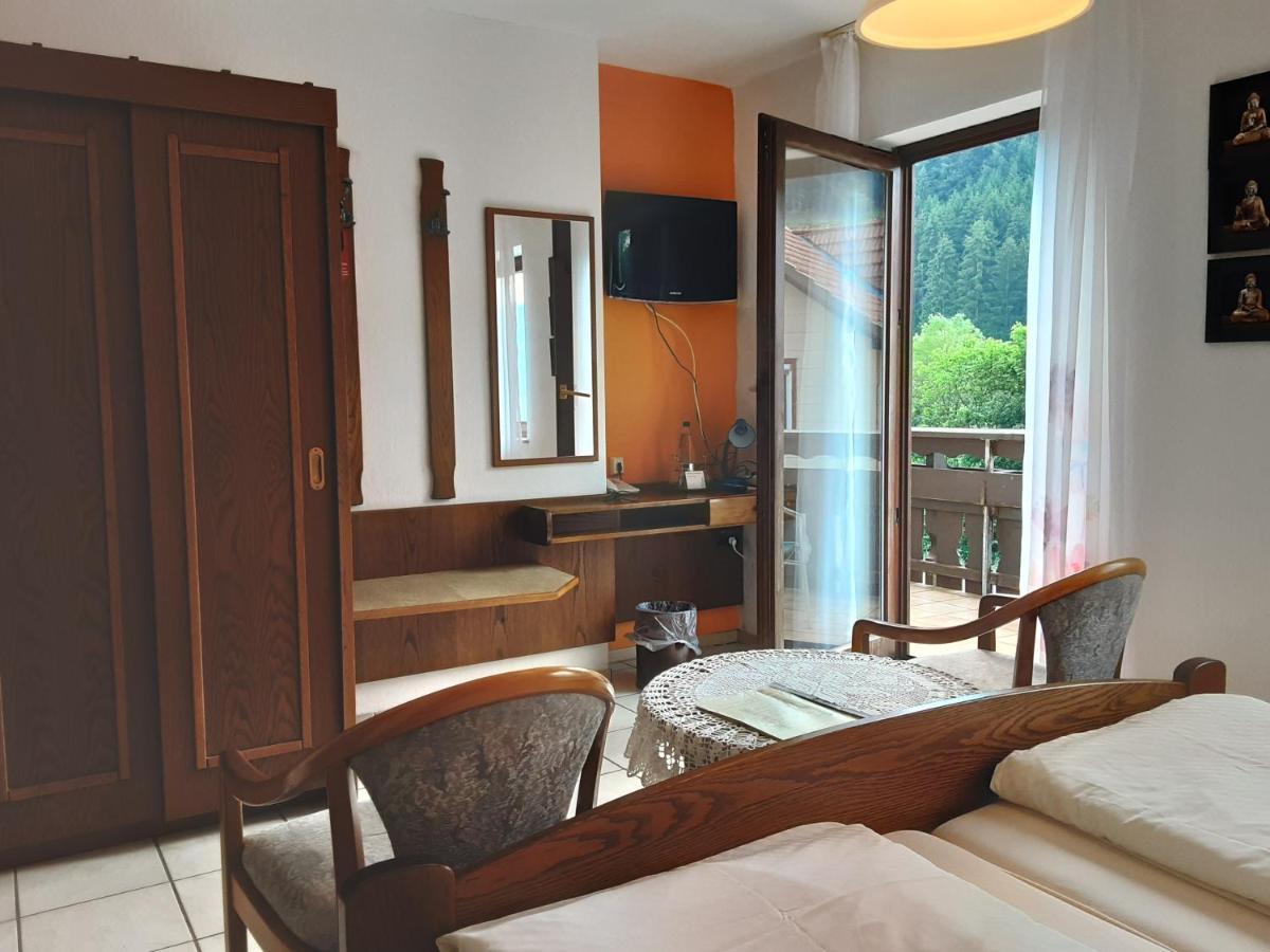 Hotel Gasthof Zur Krone Oberzent Kültér fotó
