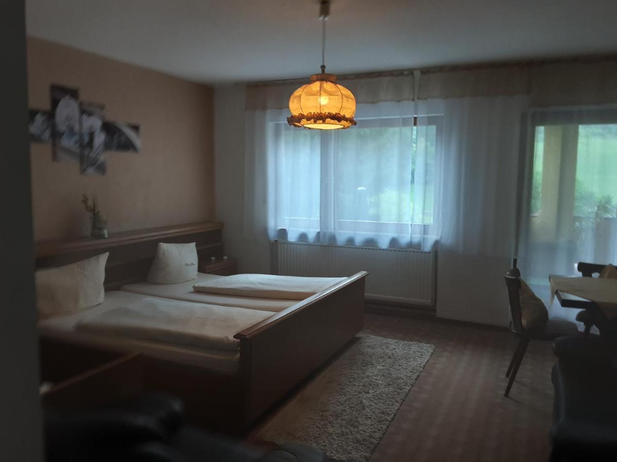 Hotel Gasthof Zur Krone Oberzent Kültér fotó