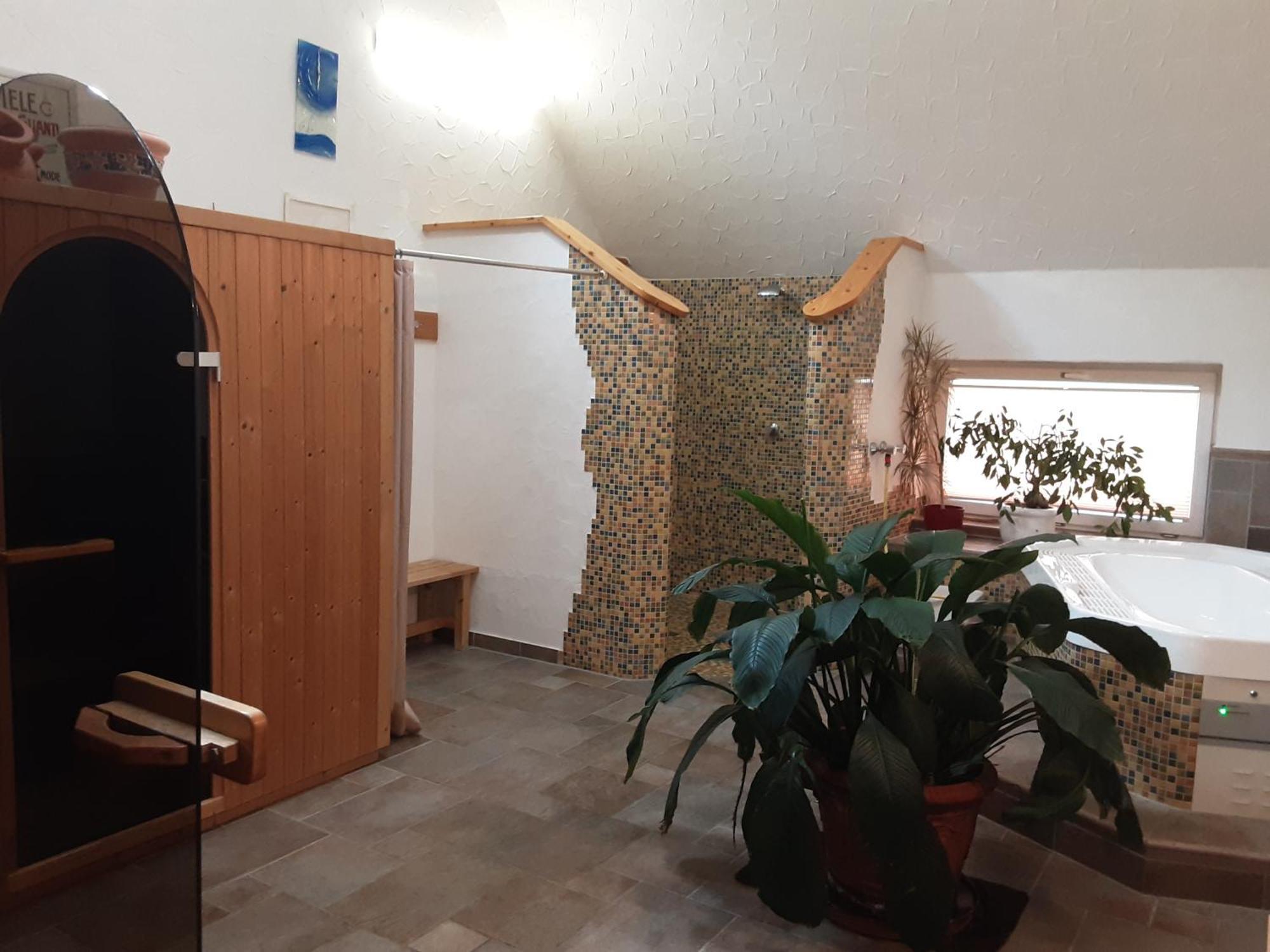 Hotel Gasthof Zur Krone Oberzent Kültér fotó