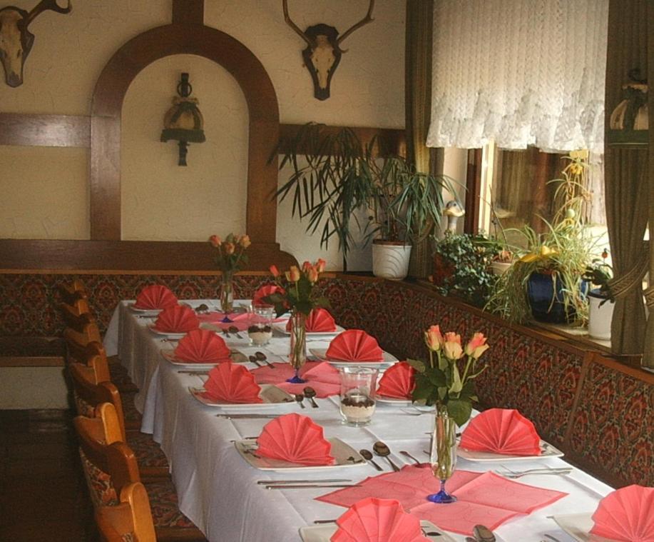 Hotel Gasthof Zur Krone Oberzent Kültér fotó